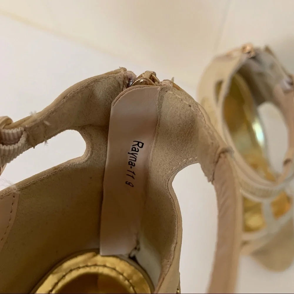 Cape Robbin strappy ankle heels sandals sz 9
